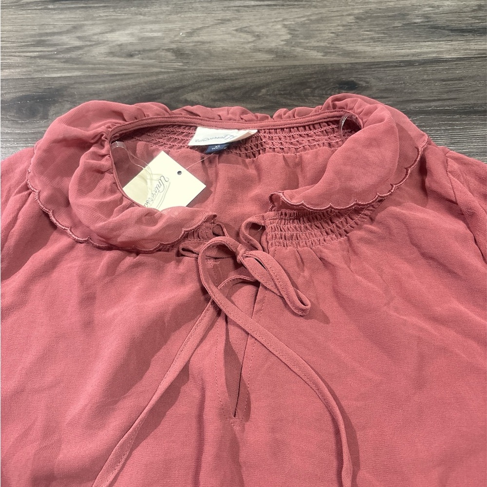 Universal Thread Coral Ruffled Top - Picture 6 of 8